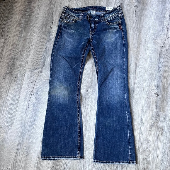 Silver Jeans TUESDAY Dark Wash vintage red tag size 30 - Picture 1 of 7